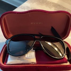 Gucci GG 0688S men’s sunglasses